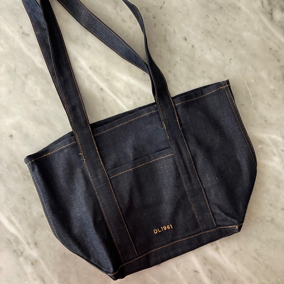 DL1961 Denim Tote Bag - Picture 1 of 2